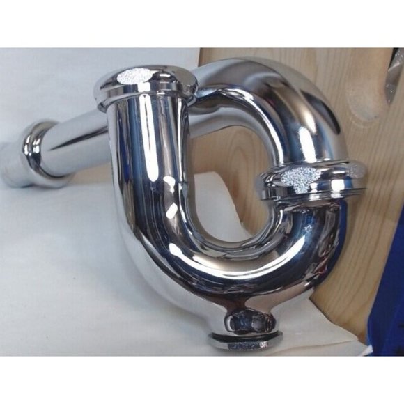 P-Trap 1-1/4 McGuire Commercial grade 17g 8872c 1-1/4 in.Cast Brass/clean out - Picture 2 of 4